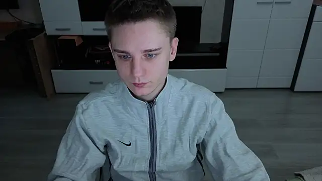 angryzan online show from November 18, 2025, 5:44 am