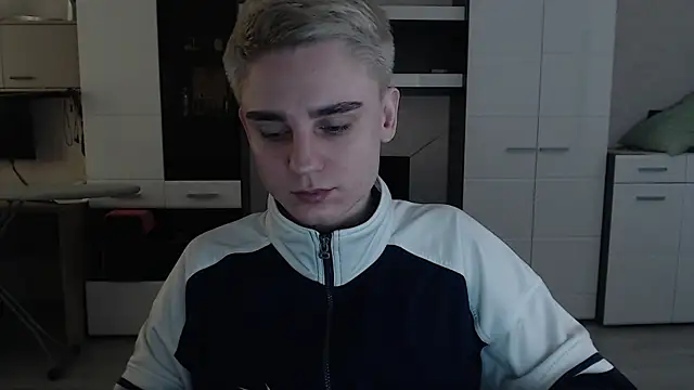 angryzan online show from March 3, 2025, 5:47 am