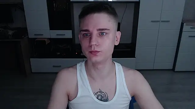 angryzan online show from October 22, 2025, 4:34 am