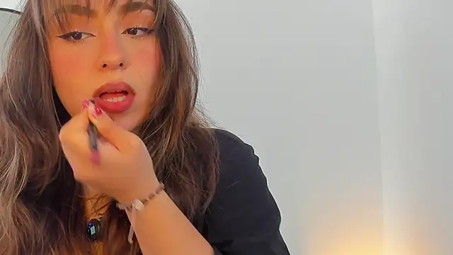 SofiMeza online show from September 19, 2025, 1:59 pm