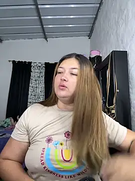 Sofia Queen17 online show from April 18, 2026, 10:39 am