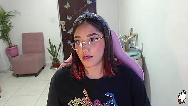 littleangel1 m online show from February 21, 2025, 11:21 pm