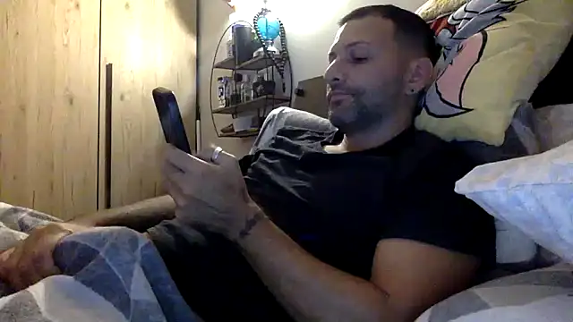 goroasroma90 online show from November 18, 2025, 8:39 am