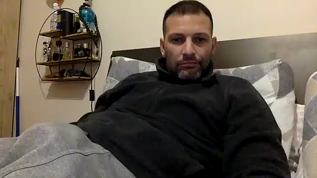 goroasroma90 online show from November 26, 2025, 4:29 pm