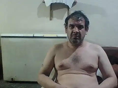 Snapshot of Rodrigo_happy chatting on December 23, 2025, 3:50 am Rodrigo happy online show from December 23, 2025, 3:50 am
