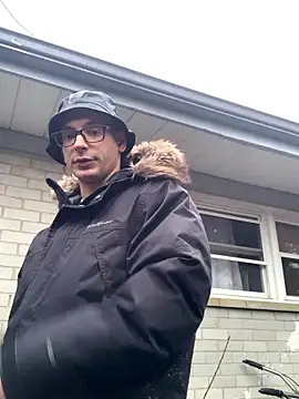 Snapshot of hailzeffn chatting on February 19, 2026, 10:40 pm hailzeffn online show from February 19, 2026, 10:40 pm