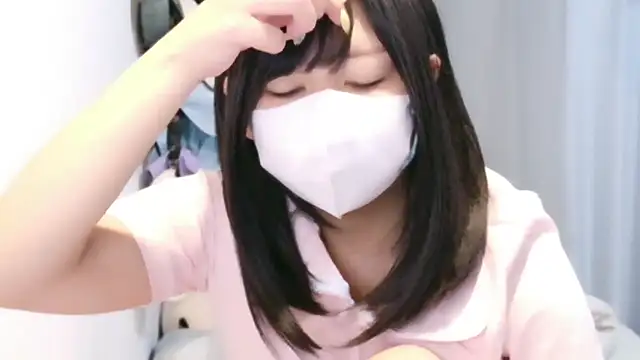 Snapshot of YUTSU_KI chatting on August 6, 2026, 3:29 pm YUTSU KI online show from August 6, 2026, 3:29 pm