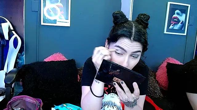 sophy rock online show from March 17, 2025, 1:39 pm