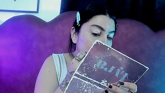 sophy rock online show from July 31, 2026, 6:27 pm