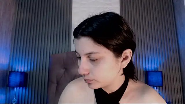 sophy rock online show from September 13, 2025, 3:45 pm