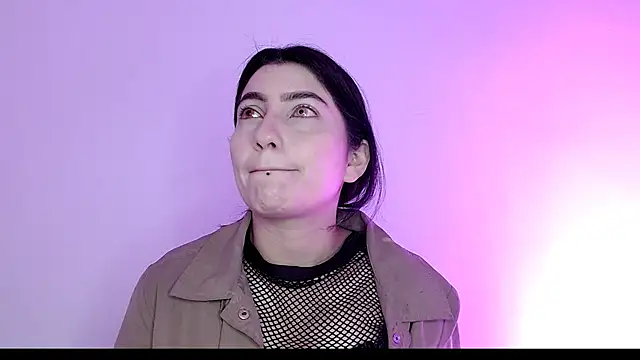 sophy rock online show from December 3, 2025, 4:06 pm