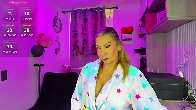  cristal ayala online show from July 25, 2026, 8:04 pm