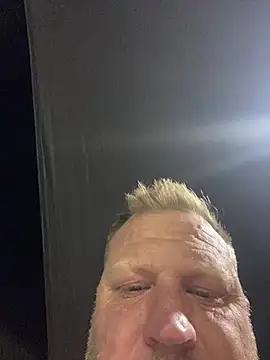 sexycouple109 online show from February 11, 2026, 7:14 pm