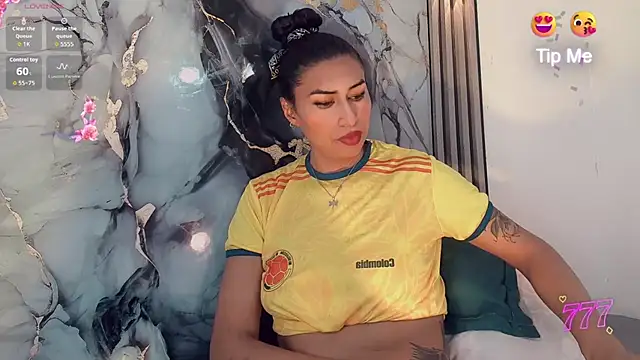khiara moretti online show from July 7, 2026, 7:28 pm