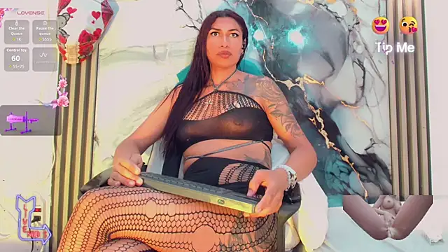 khiara moretti online show from June 12, 2026, 11:30 am