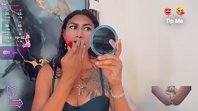 khiara moretti online show from June 10, 2026, 12:06 pm