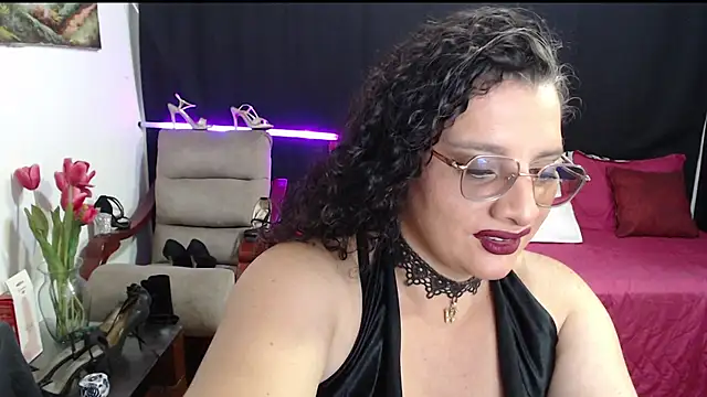 Aleja Gonzales online show from June 3, 2026, 1:50 am