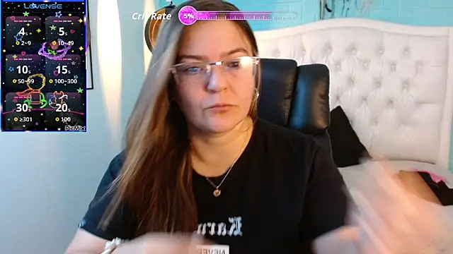 Snapshot of MsJossie chatting on October 10, 2025, 4:02 am MsJossie online show from October 10, 2025, 4:02 am