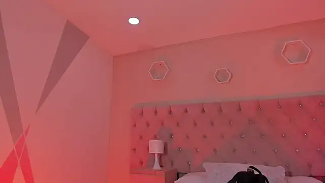 Agathaargent  online show from December 22, 2025, 7:52 am