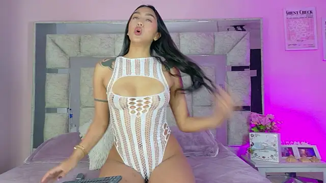 Sara Greey online show from April 30, 2026, 2:46 pm