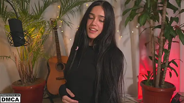 Kore Persephone online show from October 5, 2025, 2:35 am