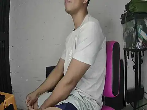 Snapshot of jhonxxx12345 chatting on February 4, 2025, 2:07 am jhonxxx12345 online show from February 4, 2025, 2:07 am