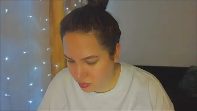  madalexa  online show from September 24, 2025, 10:48 pm