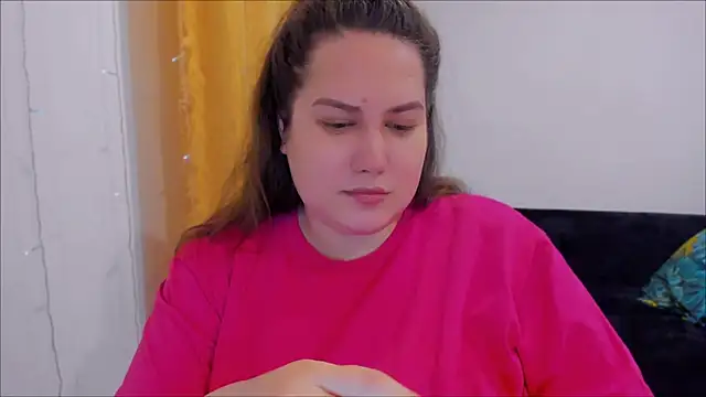  madalexa  online show from February 26, 2025, 6:04 pm