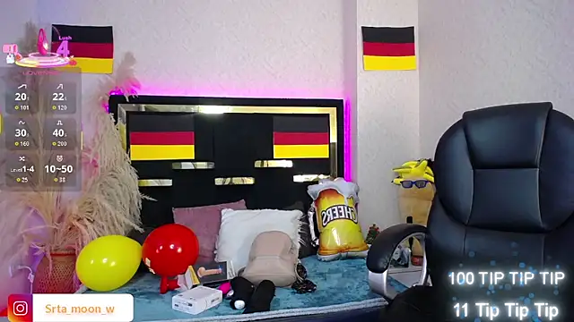 Moon Water   online show from September 22, 2025, 11:38 am