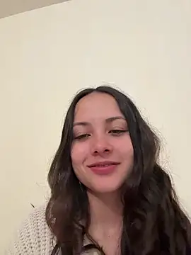 Megan Rodrigo online show from April 21, 2026, 12:23 pm