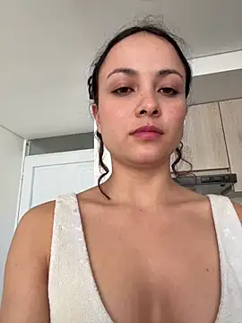 Megan Rodrigo online show from June 11, 2026, 7:22 pm