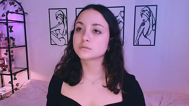 Megan Rodrigo online show from October 19, 2025, 7:16 pm