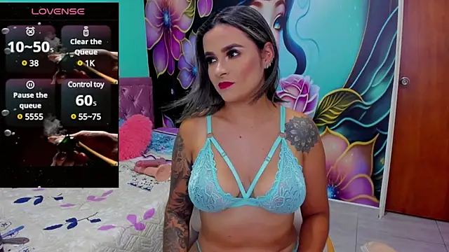 mia bigtits17 online show from March 18, 2025, 9:53 pm