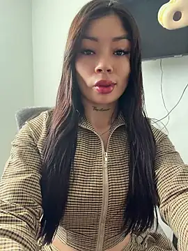 Roxanne 08 online show from July 14, 2026, 5:30 pm