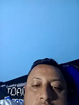 Snapshot of BatiBattman69 chatting on February 26, 2025, 5:13 am BatiBattman69 online show from February 26, 2025, 5:13 am