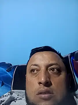 Snapshot of BatiBattman69 chatting on February 19, 2025, 8:20 pm BatiBattman69 online show from February 19, 2025, 8:20 pm