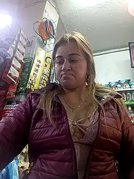 Snapshot of BatiBattman69 chatting on February 18, 2025, 4:15 am BatiBattman69 online show from February 18, 2025, 4:15 am