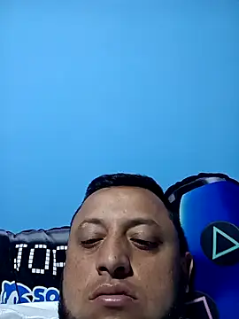 Snapshot of BatiBattman69 chatting on February 14, 2025, 4:58 am BatiBattman69 online show from February 14, 2025, 4:58 am