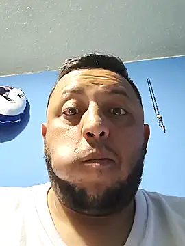 Snapshot of BatiBattman69 chatting on February 11, 2025, 2:57 am BatiBattman69 online show from February 11, 2025, 2:57 am