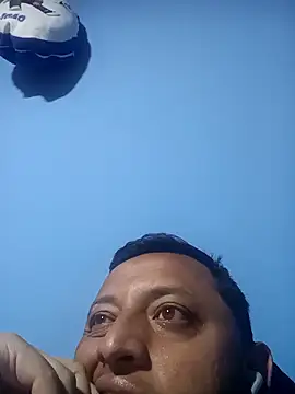 Snapshot of BatiBattman69 chatting on March 6, 2025, 1:37 am BatiBattman69 online show from March 6, 2025, 1:37 am