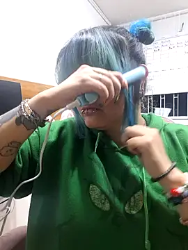lucky-leah online show from July 16, 2026, 3:47 am