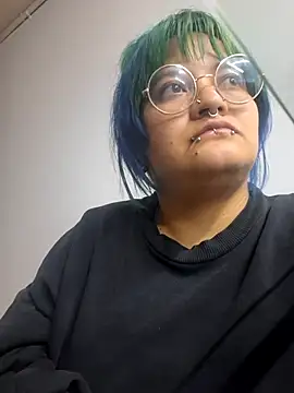 lucky-leah online show from February 28, 2026, 2:55 am