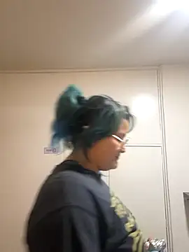 lucky-leah online show from July 14, 2026, 3:44 am