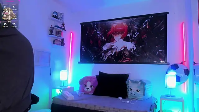 lucky-leah online show from July 8, 2026, 3:19 am