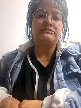 lucky-leah online show from May 16, 2026, 3:16 am