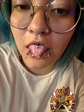 lucky-leah online show from July 23, 2026, 3:59 am