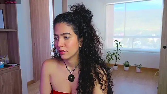 Snapshot of arteverena chatting on June 10, 2026, 7:04 pm arteverena online show from June 10, 2026, 7:04 pm