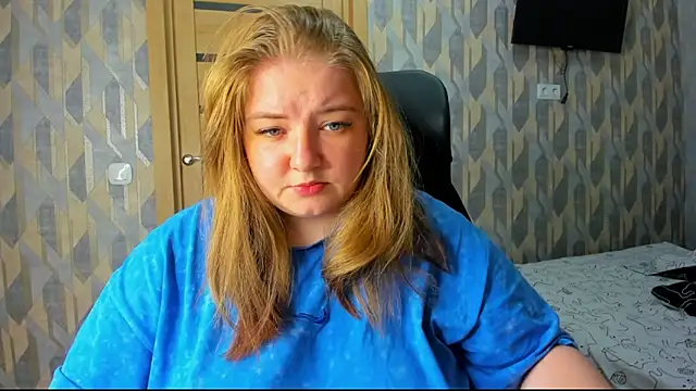 valery1610 online show from June 7, 2026, 4:56 pm