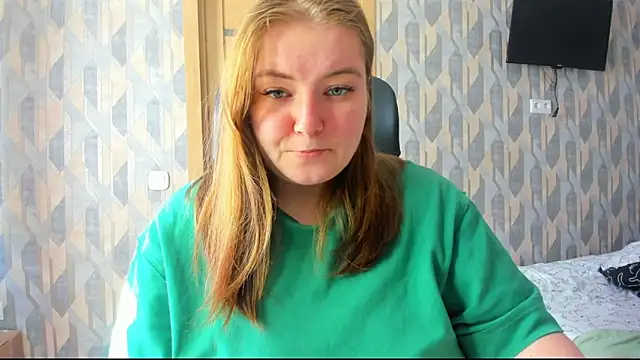 valery1610 online show from June 17, 2026, 2:49 pm