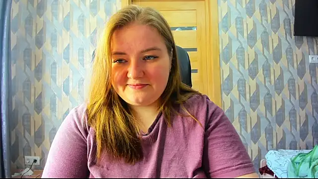 valery1610 online show from June 16, 2026, 12:49 pm